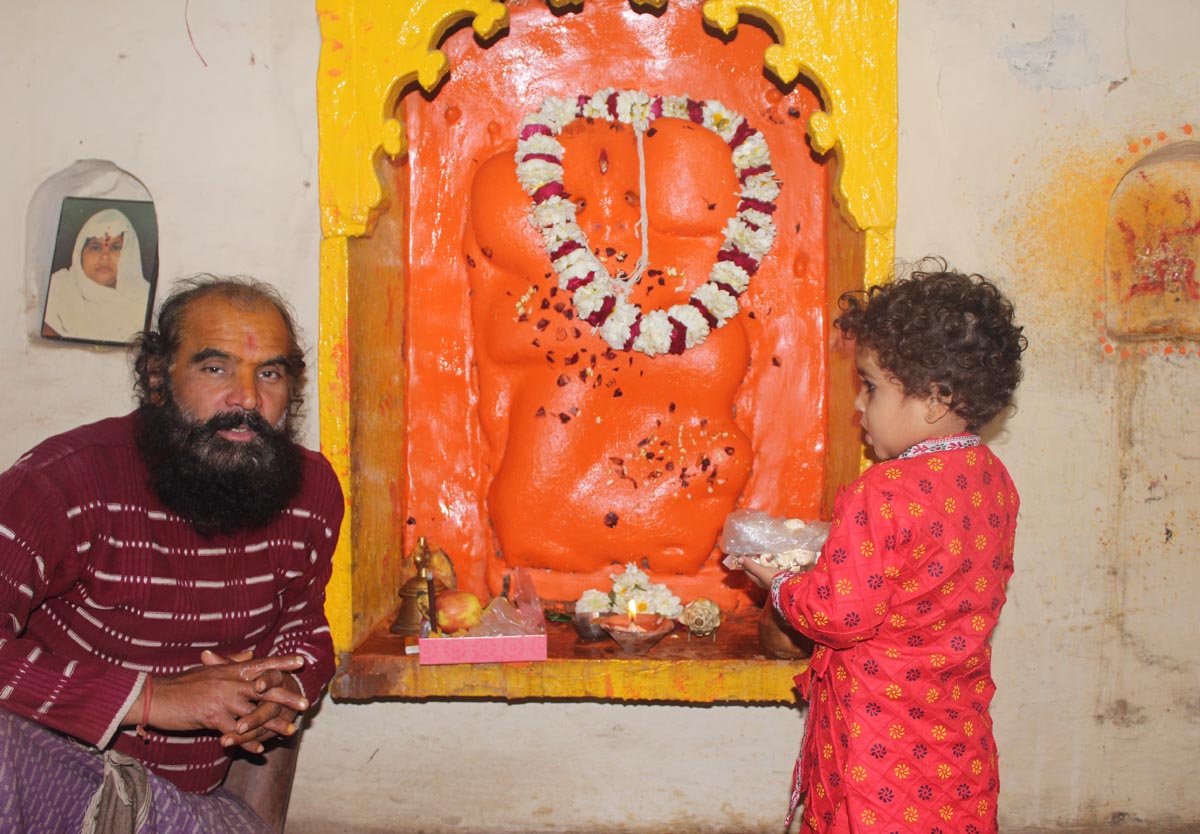 Sants Blessing